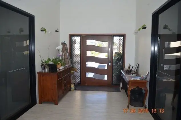 Fraser Views Bed and Breakfast - Lobi