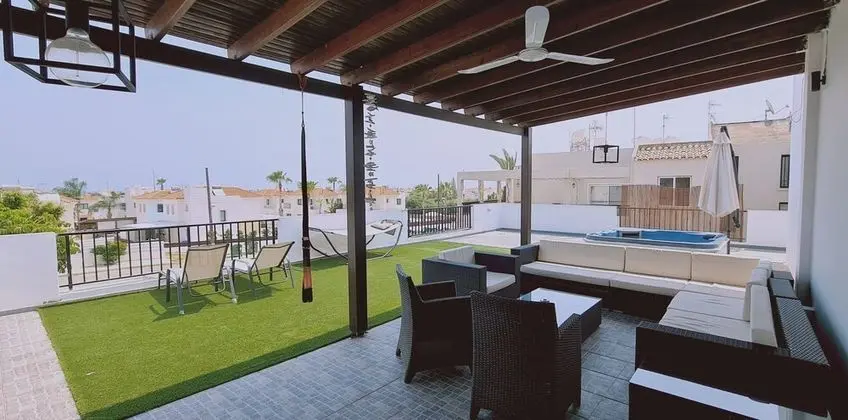 Frederick Penthouse by STAY BnB - Dış Mekan