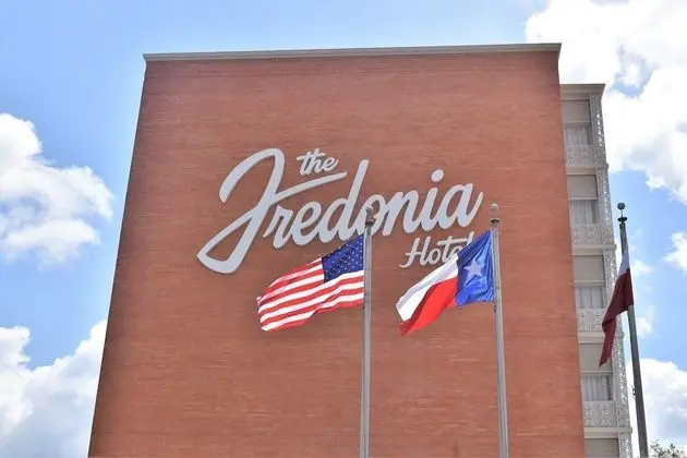 The Fredonia Hotel and Convention Center - Dış Mekan