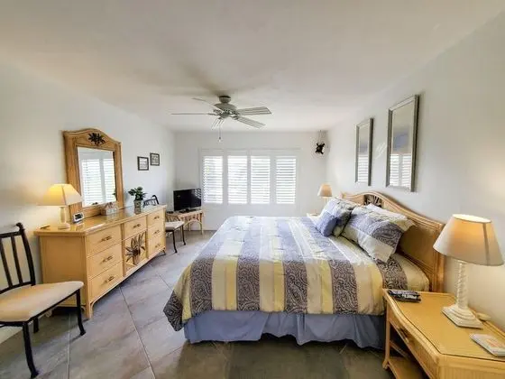 Fred's Santa Maria Harbour Resort Condo