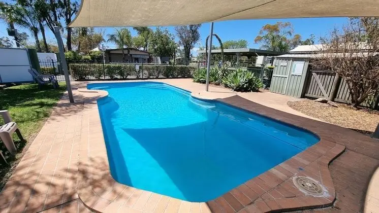 Freedom Lifestyle Parks Goondiwindi - Havuz