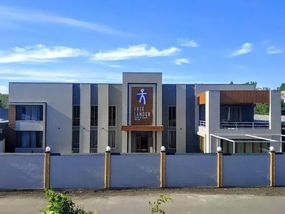 Freelander Work and Travel Hostel - Dış Mekan