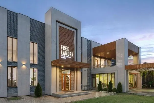Freelander Work and Travel Hostel - Dış Mekan