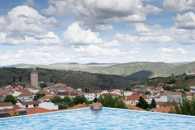 Hotel Freixo Douro Superior - Havuz