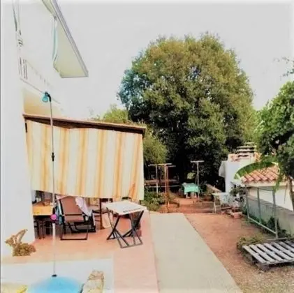 In Fresco p Terra nel Verde a 3 Minuti a Piedi dal Mare Villa Loddo 2 P2661