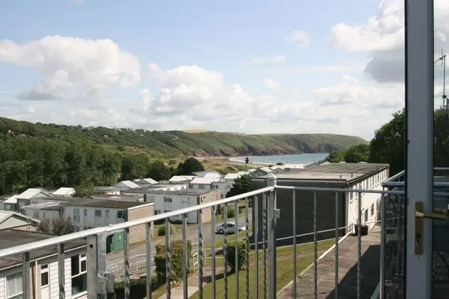Freshwater Bay Holiday Cottages