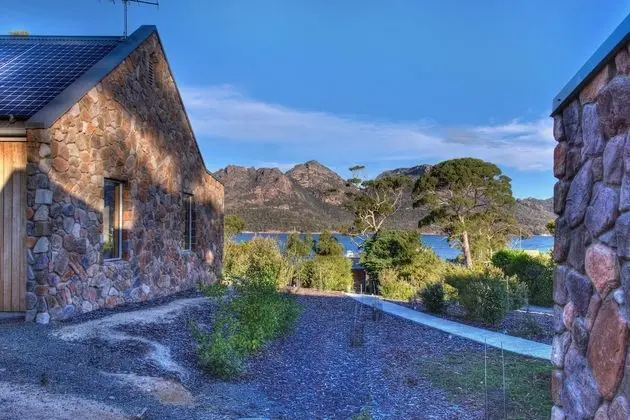 Freycinet Stone Studio 5