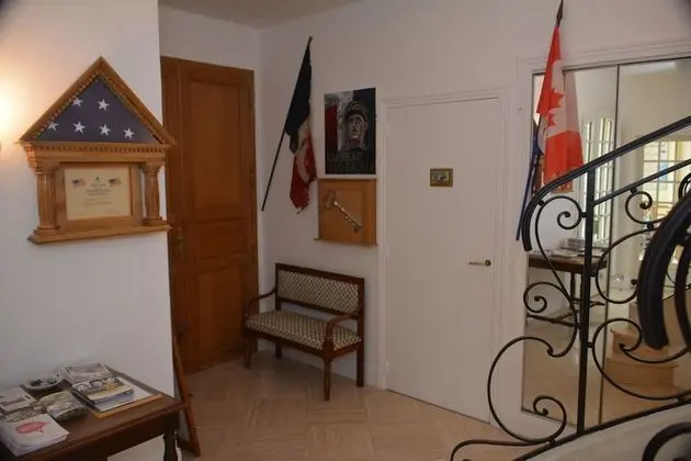 Friendly Home Bayeux - Lobi