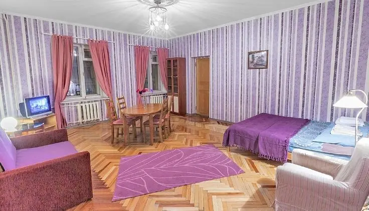 Friends apartment on Malaya Konushennaya