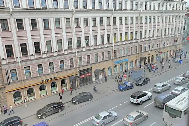 Friends apartment on Marata