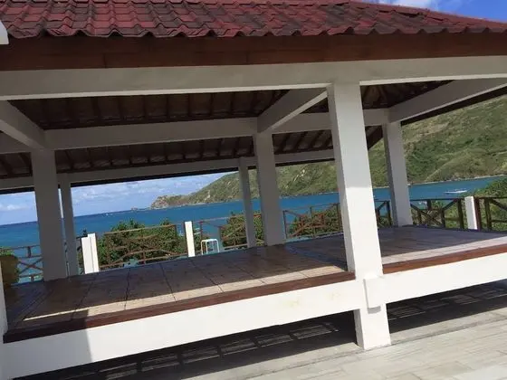 Friends Beach Hotel