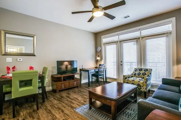 Frisco Furnished apts. - Öne Çıkan Resim