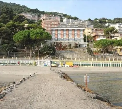 Frontline Beach 31 - M2 - Near to the Sea - Dış Mekan
