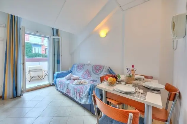 Frontline Beach 31 - M2 - Near to the Sea - Oda