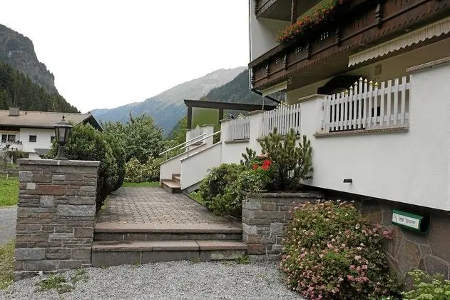 Frühstückspension Gschwandthof - Dış Mekan