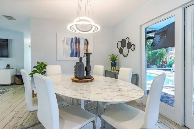 Fruit & Wine Saltwater Pool Home - Dış Mekan