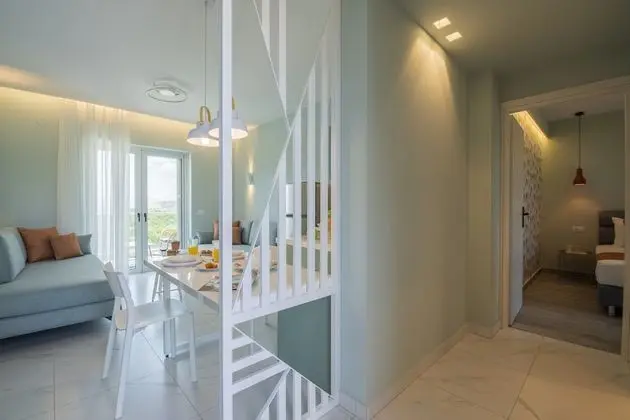 Frunze Luxury Apartments - Lobi