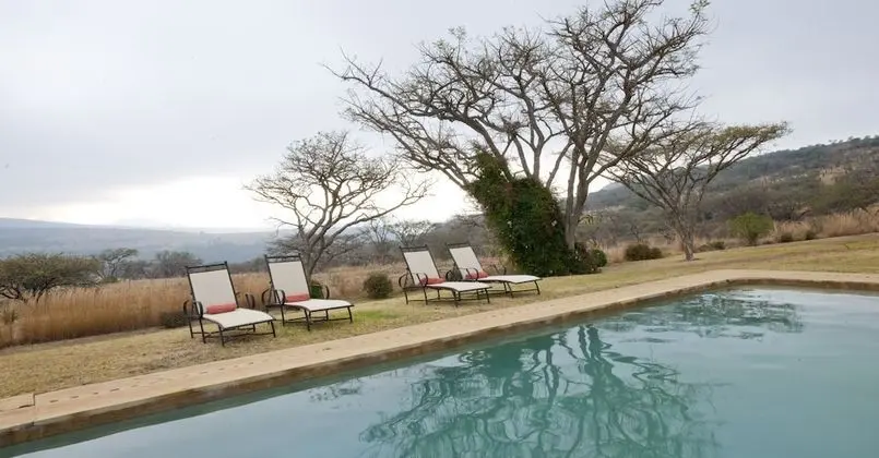 Fugitives' Drift Guest House - Havuz