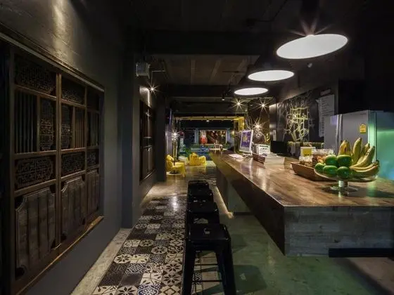 Fulfill Phuket Hostel - Bar