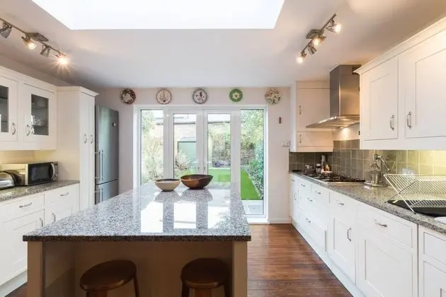 Fulham 4-bed House & Garden Near Tube