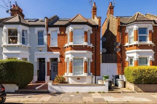 The Fulham Bolthole - Beckoning 2bdr Flat With Garden