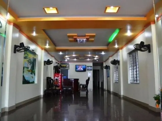 Full Moon Party Hotel - Hostel - İç Mekan