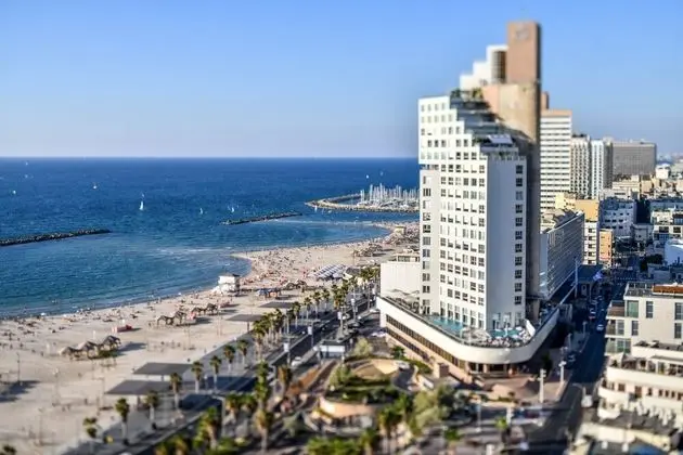 Full Sea View on The Beach With Balcony