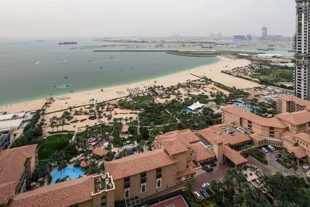 Full SEA Views! Gorgeous 2BR in JBR - Sleeps 6
