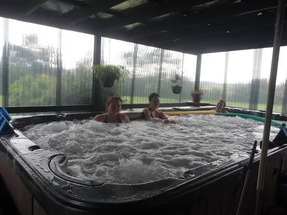 Fullcircle Farm Bed & Breakfast - Spa