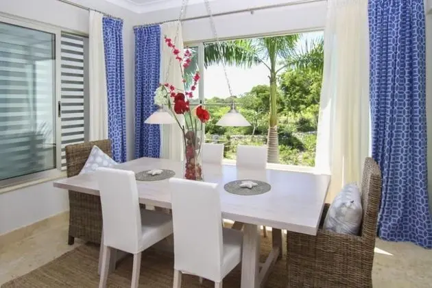 Fully Equipped Apartment Overlooking Golf Course at Luxury Beach Resort - Öne Çıkan Resim