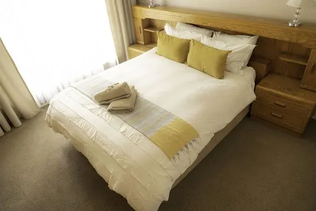 Fully Equipped Self Catering Unit - Banyo Tipleri
