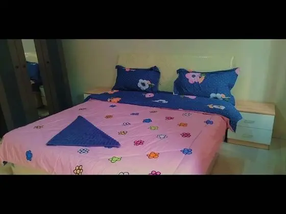 Fully Furnished Apartment Close to Amenities