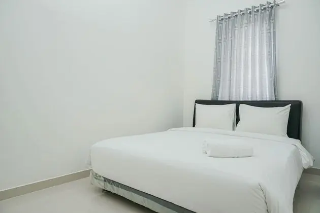 Fully Furnished with Comfortable 2BR Grand Palace Kemayoran Apartment
