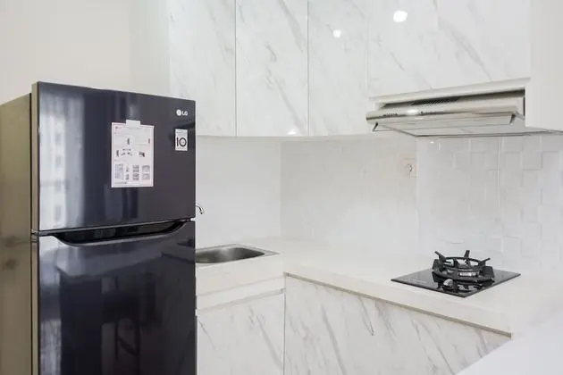 Fully Furnished And Comfortable 3Br Apartment At M-Town Residence - Mutfak