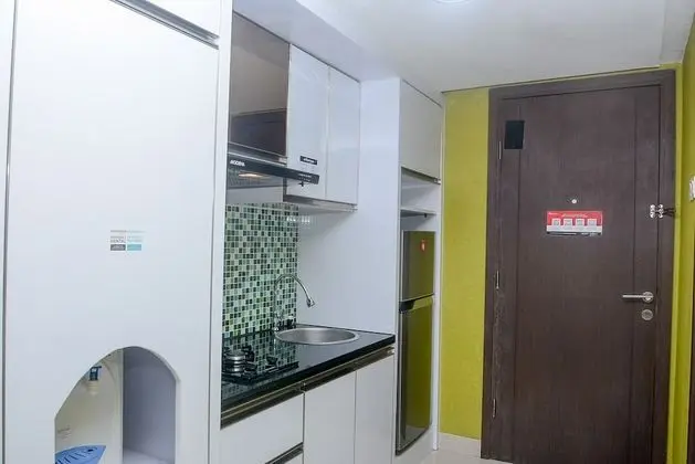 Fully Furnished with Comfortable Design Studio Apartment H Residence - Mutfak