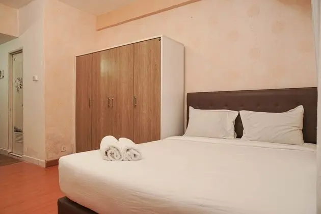 Fully Furnished With Comfortable Design Studio Sunter Park View Apartment