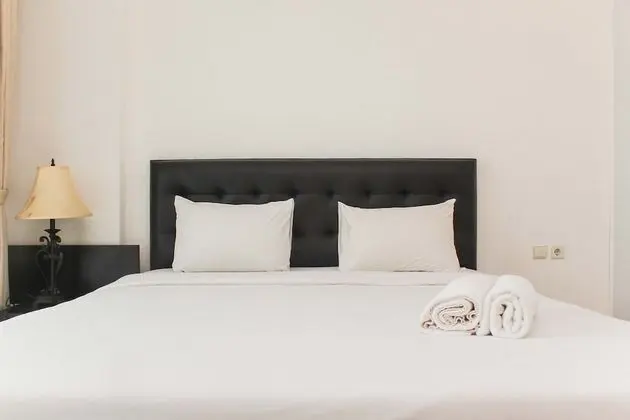 Fully Furnished with Cozy Design 2BR The Bellezza Apartment