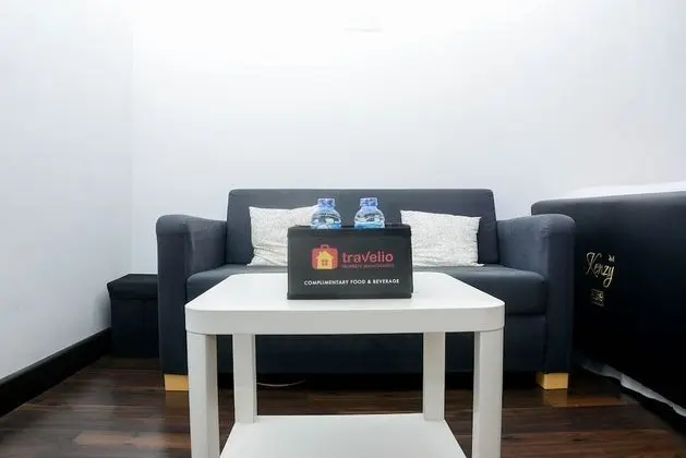 Fully Furnished with Cozy Design Studio Bassura City Apartment - İç Mekan