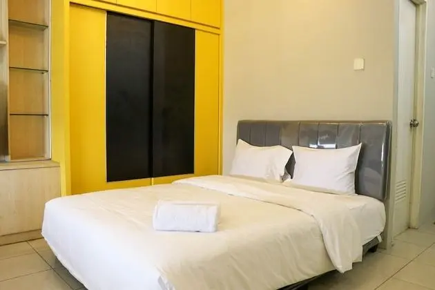 Fully Furnished And Spacious Studio At Green Bay Pluit Apartment