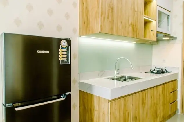 Fully Furnished Studio With Cozy Style Apartment At B Residence - Mutfak
