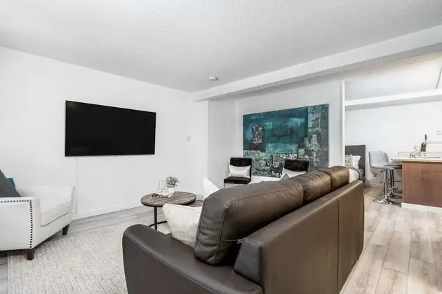 Fully RENOVATED Studio | Ski In/Out: Closest Condo to Lift | Pool & Hot Tubs - Öne Çıkan Resim