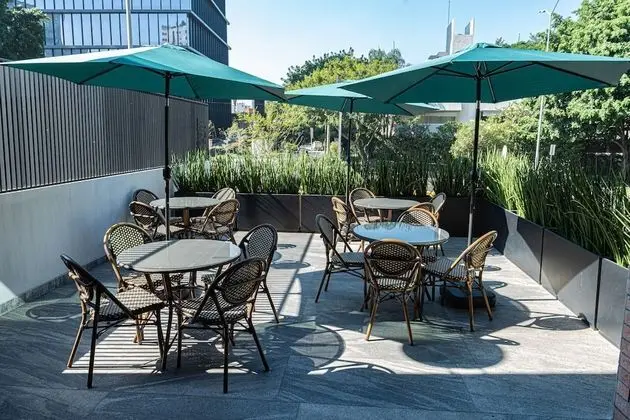 Fulton Business Luxury Hotel