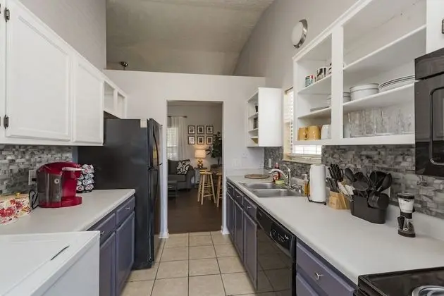 Fun Buena Vista Heights Home Close to Downtown - Mutfak