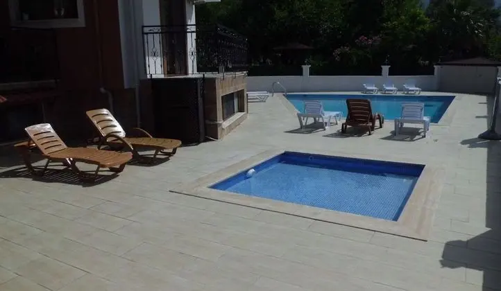 Funda Otel Gocek - Havuz