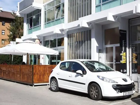 Funk Lounge Hostel - Dış Mekan