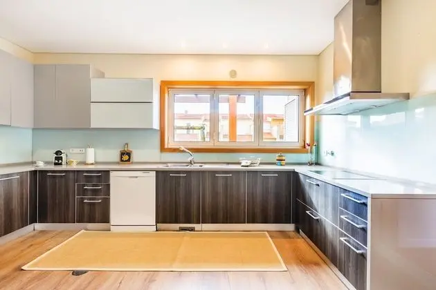 Furadouro Sunny Family Villa - Mutfak
