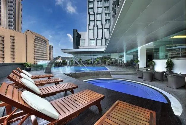 Furama Bukit Bintang - Havuz