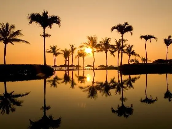 Furama Resort Danang - Havuz