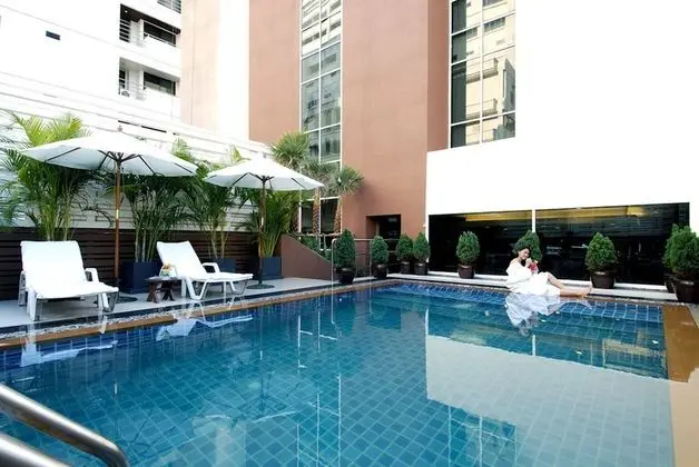 FuramaXclusive Sukhumvit - Havuz