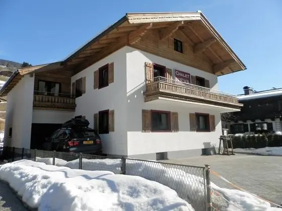 Furnished Chalet in Saalbach-hinterglemm With Sauna - Dış Mekan